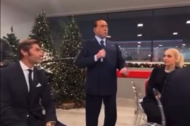 Onorevole Berlusconi, parliamo di troie